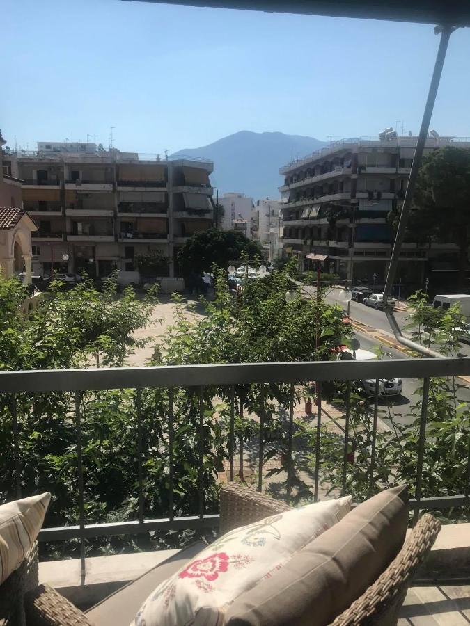 Pepromeno Luxury Apartment In The City Center Kalamata Exterior photo